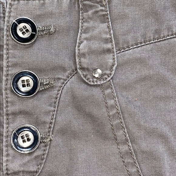 Grey Skirt with Pockets - Picture 4 of 4